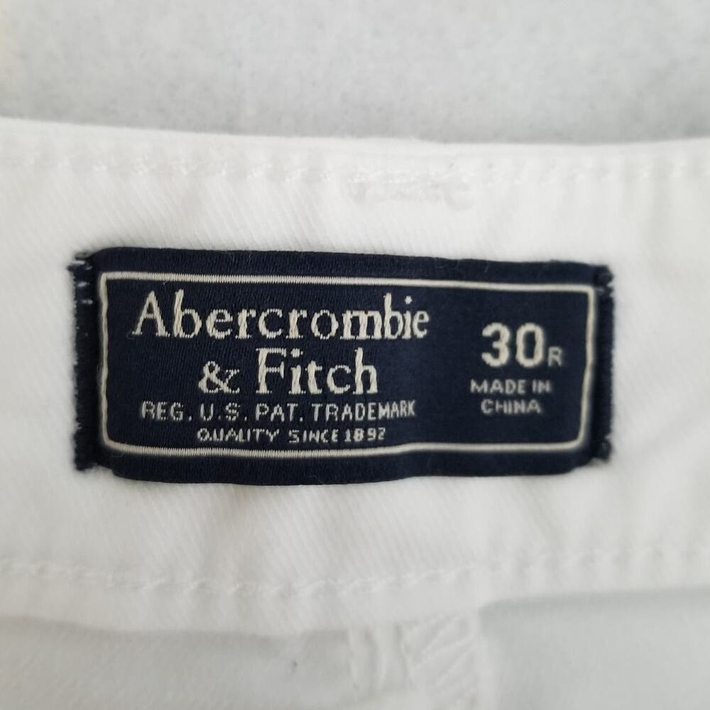 Abercrombie & Fitch Rolled Cuff White Denim Shorts, Size 30R - Picture 4 of 10